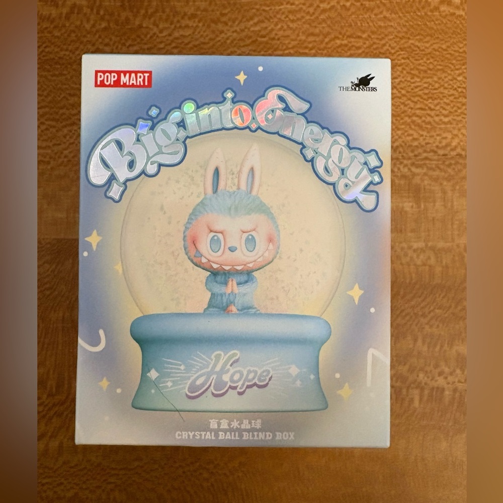 Blind Big Into Energy Snow Globe! Lights Up! Chance to pull a secret.(Sealed).